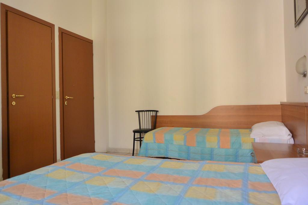 Hotel Oriente Milan Extérieur photo