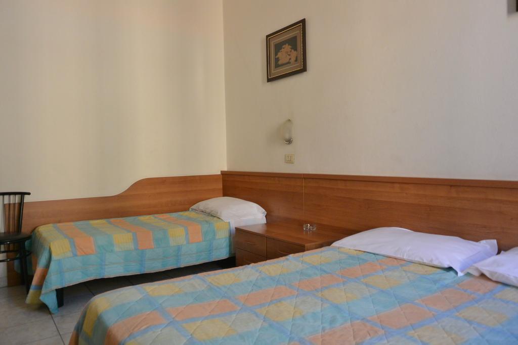Hotel Oriente Milan Extérieur photo